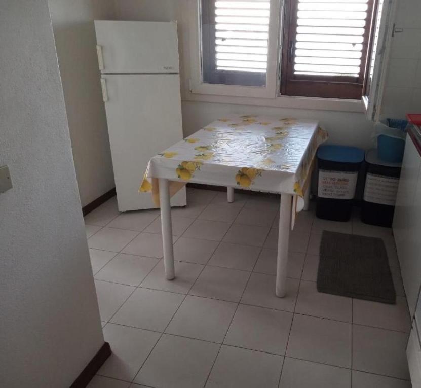 Appartement Dei Lestrigoni à Palau Extérieur photo